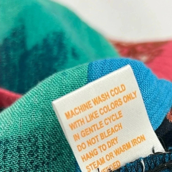 LA Cera Women’s L 3/4 Sleeve Patchwork Multi Color Button Up Tunic Top - Picture 8 of 10